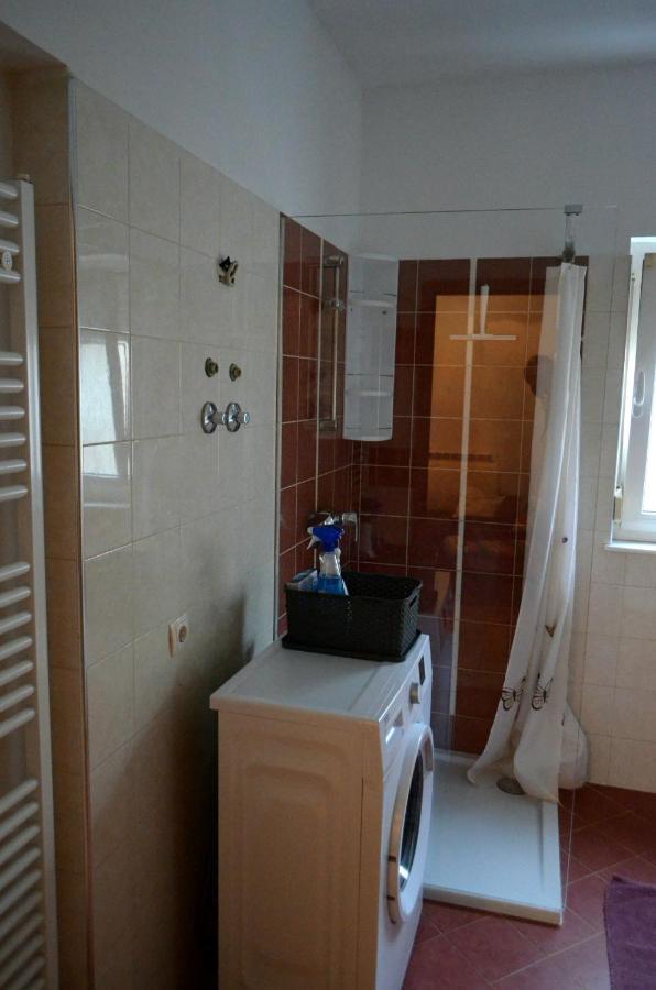Apartment Luka Pola Esterno foto